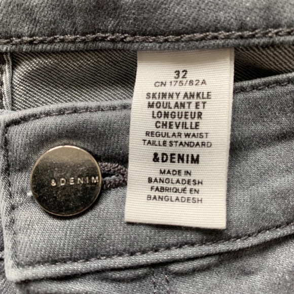 H&M &demin - High Rise Skinny Jeans (32) - Picture 4 of 8